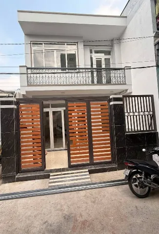 Bán nhà 2 tầng đẹp 73M² (5.6×13) hẻm xe hơi ngay Lê Văn Quới, Ngã Tư Bốn Xã, chỉ hơn 4 tỷ