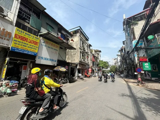 MẶT PHỐ Ô TÔ TRÁNH – NGAY NGÃ 5 Ô CHỢ DỪA – KINH DOANH ĐỈNH