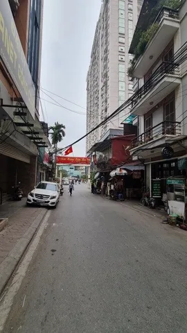 18 TỶ SỞ HỮU NGAY LÔ ĐẤT VÀNG GIỮA LÕI ĐÊ LA THÀNH – KHAI THÁC DÒNG TIỀN ĐỈNH CAO