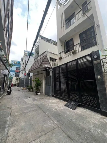 NHÀ HẺM 6M XE TẢI – HUỲNH VĂN BÁNH – GẦN LÊ VĂN SỸ – NGUYỄN TRỌNG TUYỂN – 78M² – 2 TẦNG – CHỈ 11.4 TỶ