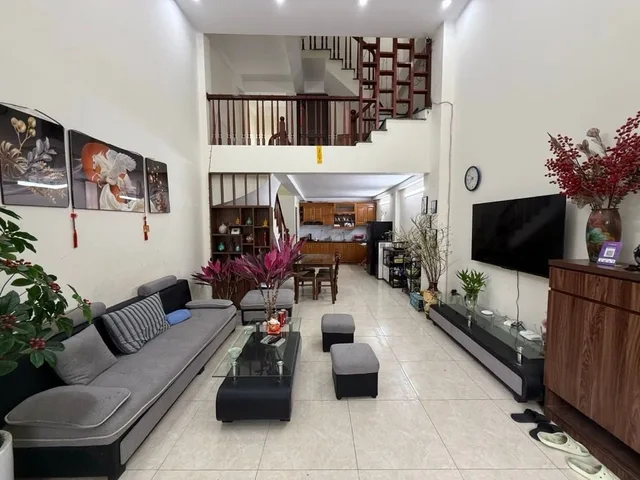 🏘️ BÁN NHÀ THẠCH BÀN - KINH DOANH - TƯƠNG LAI MẶT PHỐ - 12.6 TỶ 🚘