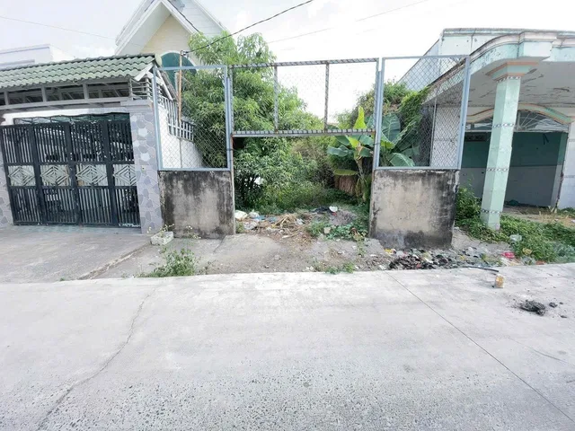 Bán đất 264.6m² có sẵn 264m² thổ cư ngang 6m giá 1.9 tỷ tại Xã Đức Hòa