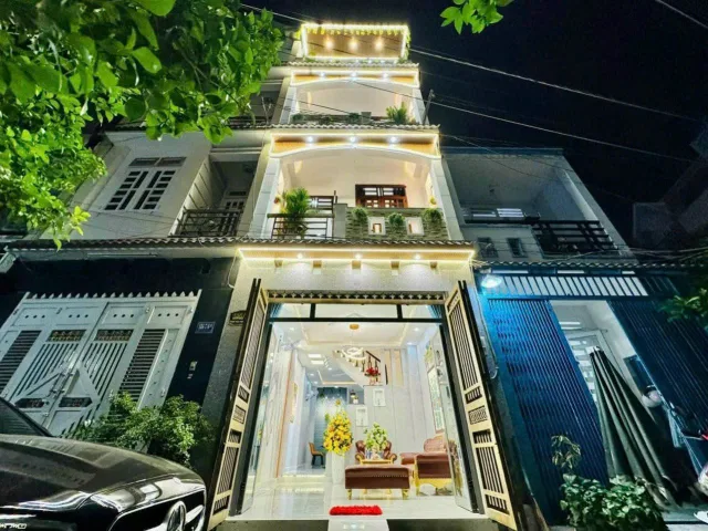 Nhà chính chủ 55m2 giá 2 tỷ 850 triệu đường 3/2, phường 11, quận 10, hẻm xe hơi 5m.
