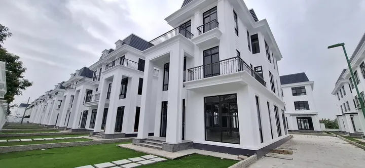 Bán nhà 480m² full thổ cư ngang 15m giá 35 tỷ tại Xã Quang Minh