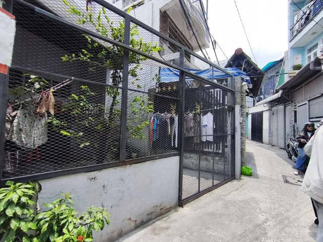 BÁN NHÀ MỚI GẦN CHỢ RẠCH ÔNG Q.8- 100m2 -  NGANG 5m - CHỈ HƠN 7 TỶ.