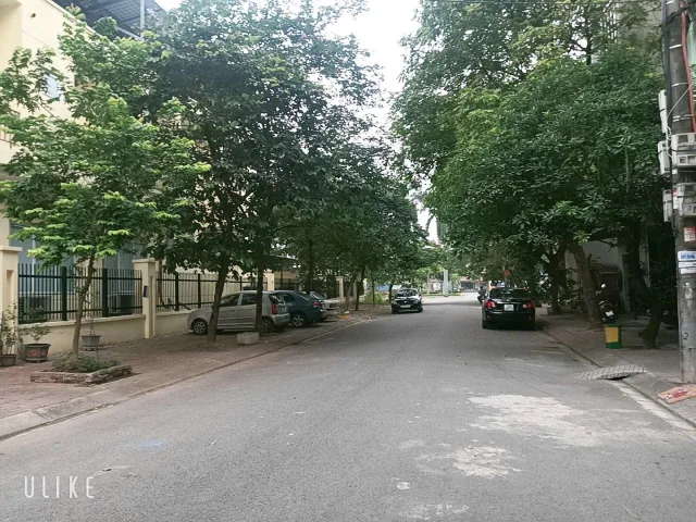 GIÁ HẠT RẺ! NHÀ 4 TẦNG ĐẸP,  gần QUẢNG TRƯỜNG THÀNH PHỐ HƯNG YÊN
