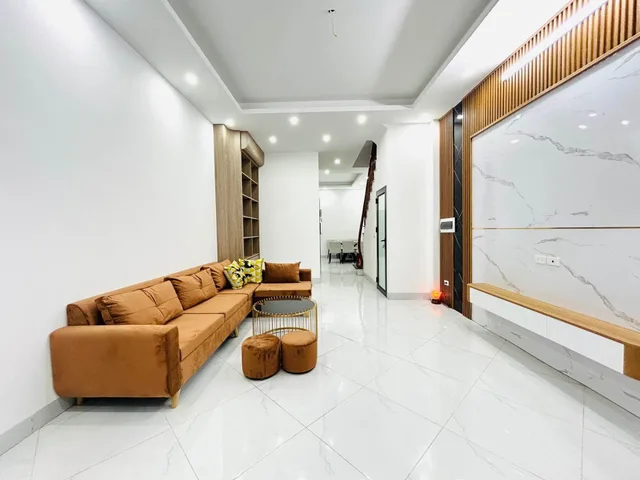 CHẠM TAY VÀO TỔ ẤM BÌNH YÊN NGUYỄN KHOÁI - PHỐ HUYỀN THOẠI - NHÀ ĐẸP CÓ THANG MÁY - LÔ GÓC 2 MẶT THOÁNG