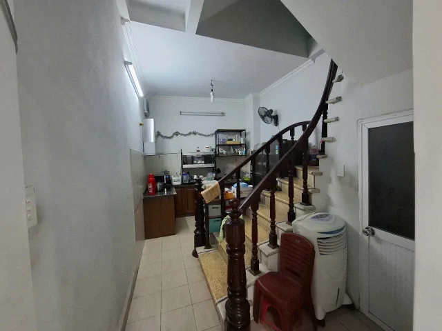 🏡 HIẾM – ĐẸP – TRUNG TÂM HAI BÀ TRƯNG – NGÕ RỘNG THOÁNG

📍 Vị trí: Phố Đê Trần Khát Chân – trung tâm quận Hai Bà Trưng, kết nối nhanh lên phố cổ, di chuyển thuận tiện các quận nội thành.
🔹 Diện tích: 51m²
🔹 Mặt tiền: 3.5m
🔹 Kết cấu: 4 tầng
🔹 


📕