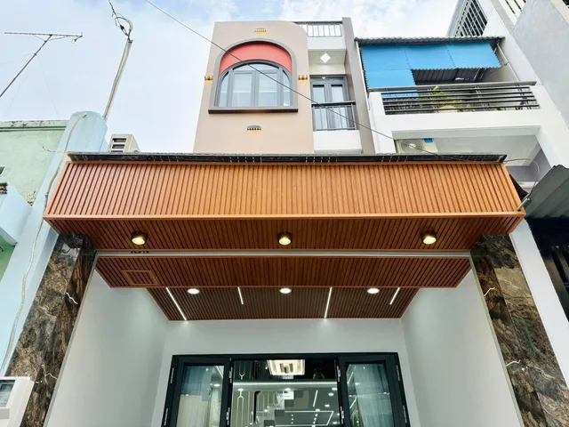 Nhà đẹp giá mềm gần MT Minh Phụng, P.2, Q.11 – 33m2 giá 1tỷ780r. Sổ sẵn.