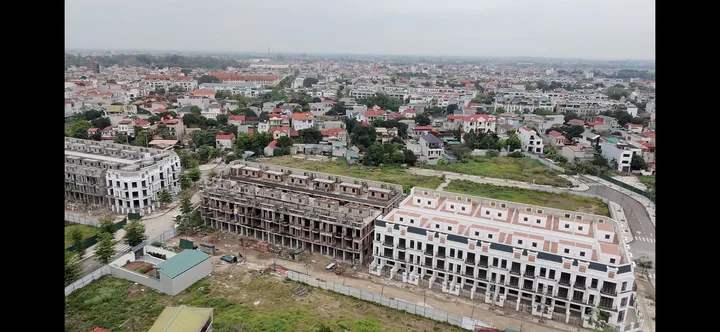 Bán nhà 114m² full thổ cư ngang 5.5m giá 11.2 tỷ tại Phường Sơn Tây