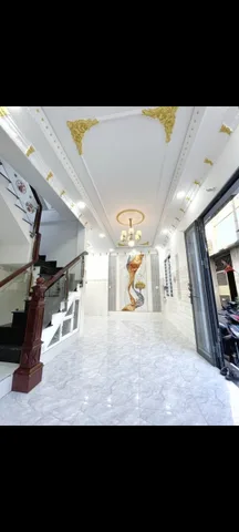 BÁN NHÀ ĐẸP THOÁNG MÁT KẾ AEON MALL BÌNH TÂN 3 TẦNG 4PN HẺM XE HƠI 4.68 TỶ NGANG 6.5M