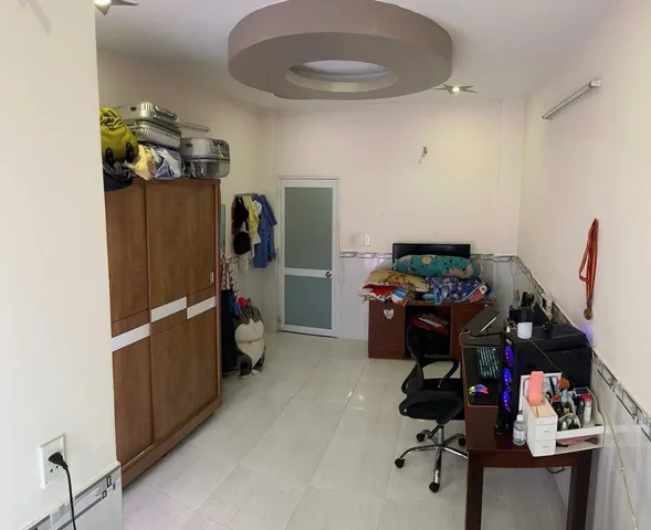 MT HẺM - NGANG 4M - SÁT MẶT TIỀN ĐƯỜNG LỚN