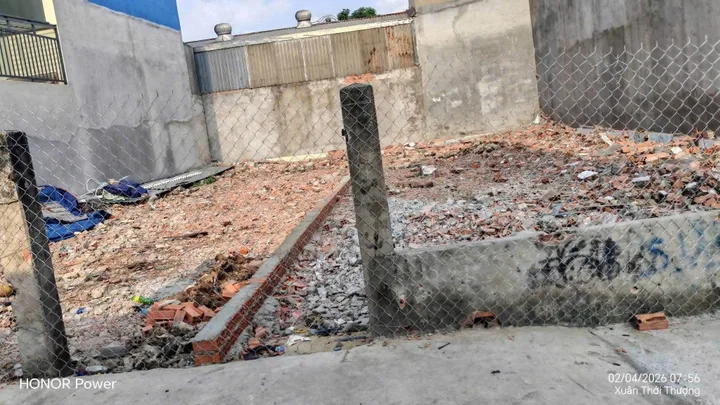 Bán 2 lô liền nhau 6*16m. Gần chợ Đầu mối. Bà Điểm hocmon