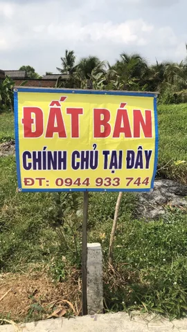 6 nền đất ODT full thổ . Mặt tiền đường nhựa thông 2 hướng .5x26 giá 600 triệu/nền bao trọn phí thuế.