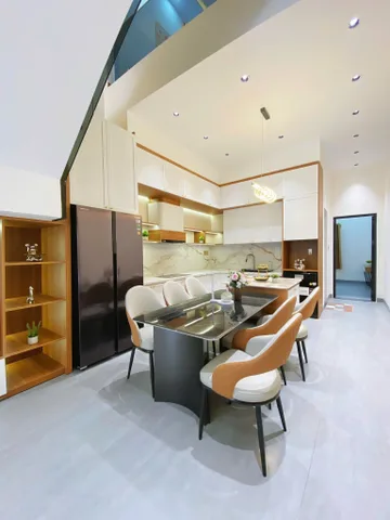 BÁN NHÀ 3 TẦNG 3 MÊ PHÚ LỘC 11 - FULLL NỘI THẤT Y HÌNH