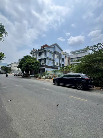 BDS HVL  Bán 400m2 đất trống mặt tiền Bùi Tá Hán gia 260 triệu/m2