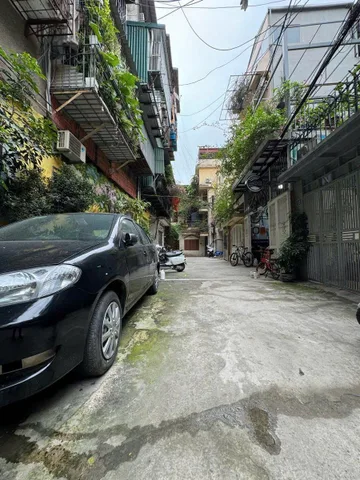 BÁN NHÀ ĐƯỜNG GIẢI PHÓNG. 75M2 - 4 TẦNG. GARA Ô TÔ.