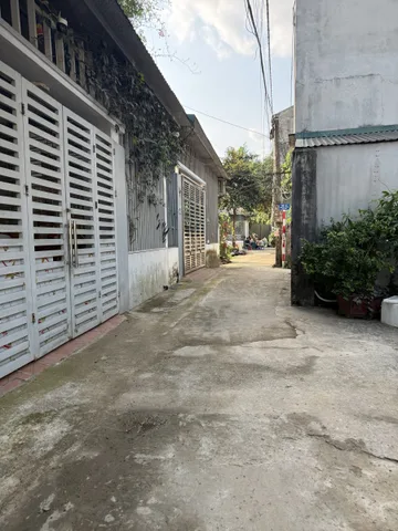 100M RA ĐẾN QL21- Lô đất giá êm nhất khu vực gần chợ Hoà Lạc
