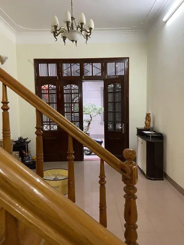Cho thuê nhà PL, Ô TÔ, VỈA HÈ tại Nghĩa Đô, Cầu Giấy 42M x 5T (6 ngủ) giá 20 triệu