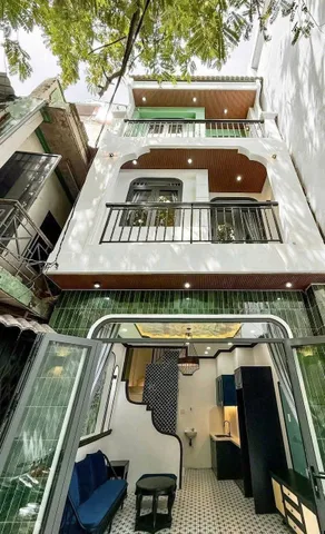 Chính chủ bán 3 tỷ 260 nhà 48m2 đường Nguyễn Biểu, P2, Q5. Vị trí thuận lợi, sổ hồng riêng