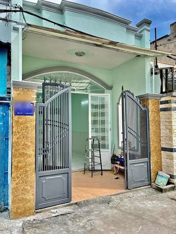 Cần vốn làm ăn nên bán nhà quận 8