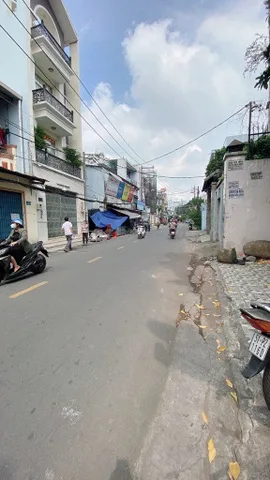 Bán nhà 140m²  8×17.5m²giá 19.5 tỷ tPhường Tân Phú