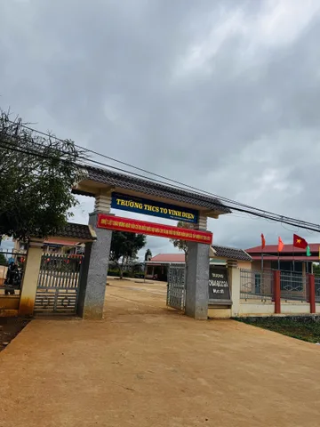 Bán đất 791m² có sẵn 100m² thổ cư ngang 16,3m giá 1.05 tỷ tại Xã Ea Drông