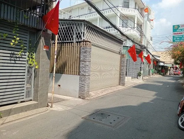 Nhà mới cổng KCN Tân Bình - 80m2 - 2 tầng - tương lai MT Trường Chinh - Nhỉnh 9 tỷ