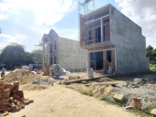 🔥🔥Bán đất Thị Trấn Diên Khánh Phú Lộc Tây 3
💰💰Giá bán : 1ty420 tr ( bớt lộc )
✨Diện tích : 110m2 ( full ĐấT Ở ĐÔ THị. )
✨Khu Nhà Lầu Sang Xịn..
✨Cách Bờ Kè Nam Sông Cái chỉ 70m. Cách Chợ Thành 200m... Vị Trí Cực Hiếm..
✨Cách Đường Trần Bình Trọng chỉ