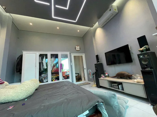 Giảm 1 tỷ bán gấp nhà 145m2 đường Phạm Văn Đồng gần TTTM Gigamall Thủ Đức