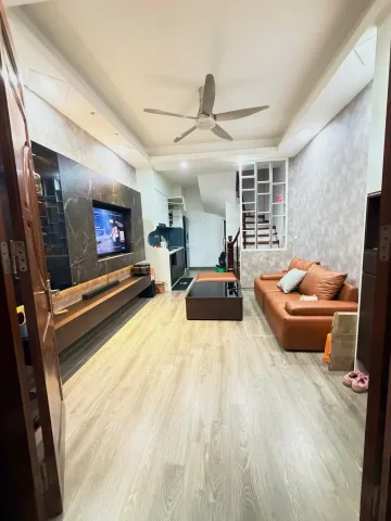 NHÀ ĐẸP CẦU GIẤY – NGÕ THÔNG – FULL NỘI THẤT