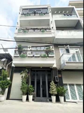 📣  Hẻm xe tải 𝙇Ạ𝘾 𝙇𝙊𝙉𝙂 𝙌𝙐Â𝙉 thông nhiều hướng , gần Đầm Sen , kế chợ Bình Thới .