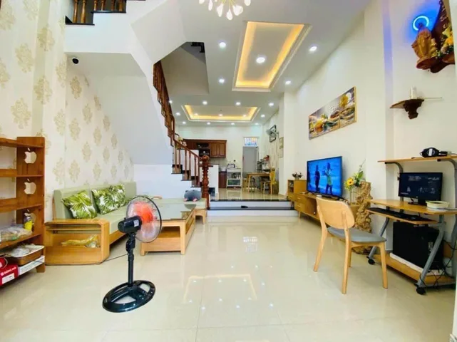 🚀 BÁN NHÀ HIỆP BÌNH – 3 TẦNG ĐẸP – SÁT GIGAMALL & ĐH LUẬT – NGANG 4.7M CỰC THOÁNG