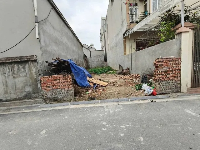 Chủ vợ nợ muốn bán 2 lô đất ở Đông Anh giá 3 tỷ 2