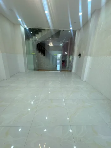Cho thuê nhà 1 trệt 2 lầu ngay trung tâm TP Bến Tre giá 12 triệu