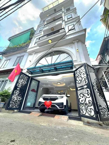 BÁN NHÀ NGUYỄN VĂN LINH, GẦN VINHOMES RIVERSIDE-40M,LÔ GÓC-THANG MÁY,FULL NỘI THẤT