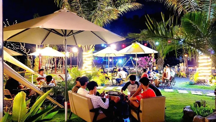 Bán đất nằm ngay mặt tiền Phùng Hưng, cách sân bay Long Thành 5km sổ sẵn full thổ cư giá ngộp chỉ 12tr/m2