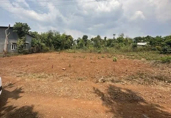 Bán đất 257m² có sẵn 60m² thổ cư ngang 6m giá 650 triệu tại Xã Cuôr Đăng