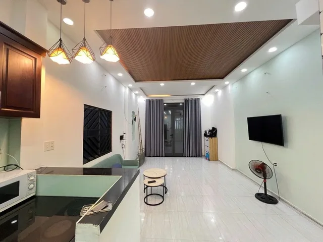BÁN NHÀ ÂU DƯƠNG LÂN CHÁNH HƯNG QUẬN 8 3 TẦNG 6.4 TỶ 3PN FULL NỘI THẤT