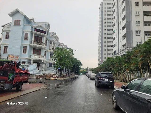 BÁN BIỆT THỰ MẶT TIỀN KHU BÁO CHÂU QUẬN 8 GẦN 1000M2 78 TỶ NHÀ VƯỜN KÈM XƯỞNG