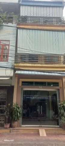 CHO THUÊ HOẶC BÁN NHÀ 3 TẦNG MẶT ĐƯỜNG NGUYỄN THIỆN THUẬT, TP NAM ĐỊNH