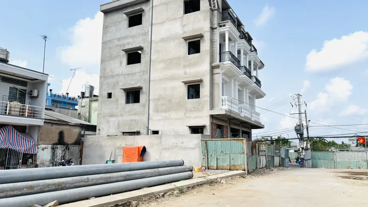 NHÀ PHỐ MẶT TIỀN 7.5M ĐƯỜNG SỐ 1, TRUNG TÂM CHỢ CÁI VỒN
