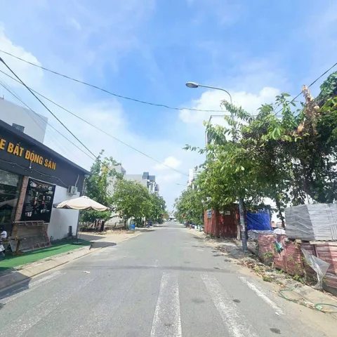 Bán đất 70m² full thổ cư ngang 5m giá 4.65 tỷ tại Phường Đông Hòa