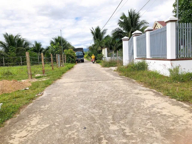 Bán đất 241m² có sẵn 209m² thổ cư ngang 8m giá 1.65 tỷ tại Xã Suối Hiệp
