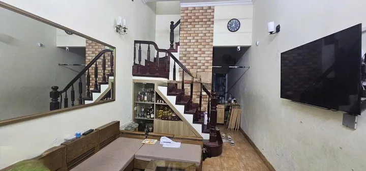 Cho Thuê Nhà Ngõ 12 Chính Kinh - Thanh Xuân 35M² 3 Ngủ - Full Nội Thất - Giá Thuê 13tr