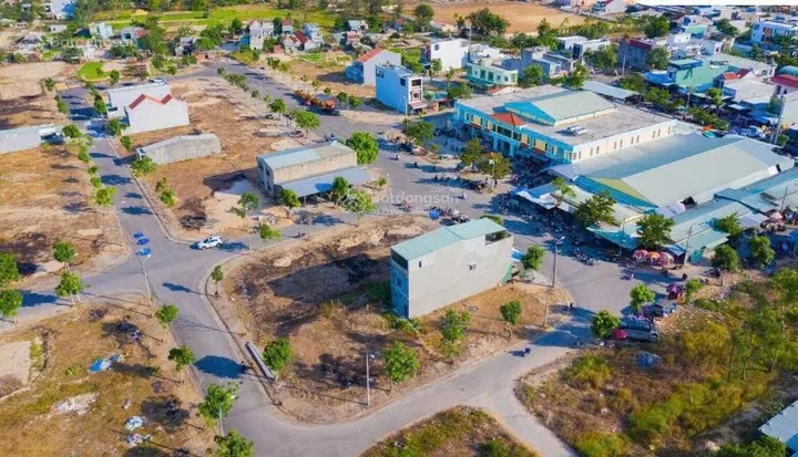 Bán đất 124m² full thổ cư ngang 5,4 nở hậu 7,2m giá 3.5 tỷ tại Phường Điện Bàn Đông