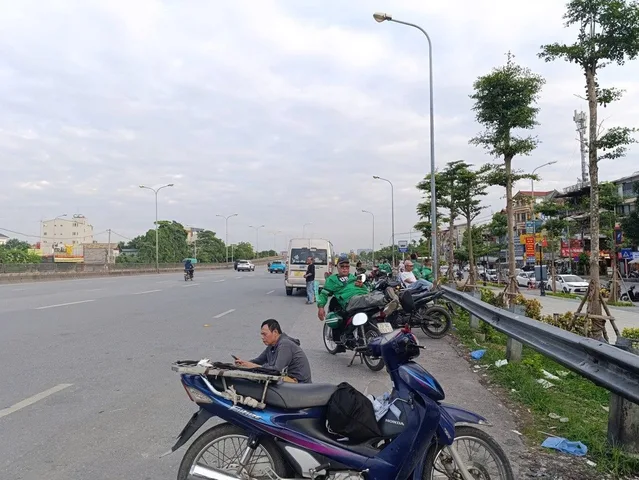 Chính chủ bán nhanh lô đất đẹp - Ngõ thông - Ô tô tải tránh - Sẵn nhà cấp 4 - Nhỉnh 7 tỷ