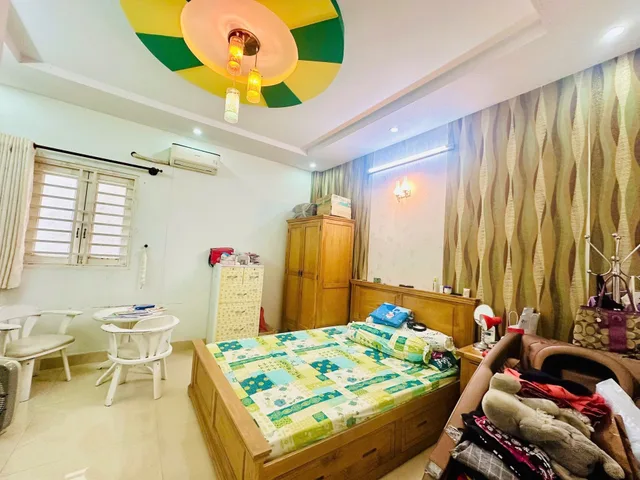 Giảm 11.8 tỷ! HXH Ung Văn Khiêm 4.6x19m - HĐ khoán 35tr/tháng - ngay trường Đại học Hutech