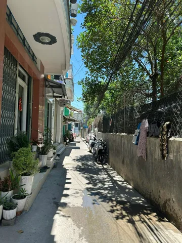 Nhà Hẻm Phố Gần Chợ Đầm Nha Trang - Hẻm 2/4