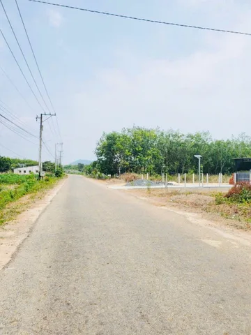 Chủ cần bán lô đất sào 30.40 hơn 1000m2 bán 290 triệu